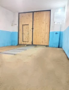 Гараж