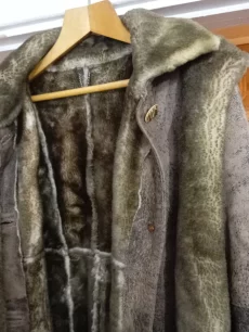 Женская натуральная дубленка.