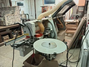 Автоматический кромкооблицовочный станок