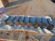 Комплект впускных и выпускных клапанов к Mercedes Sprinter, 1997г. 2.3