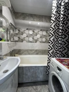 1-комнатная квартира улучшенной планировки с ремонтом