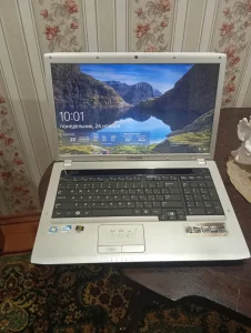 Ноутбук Самсунг R 730
