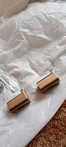 Крючки (вешалки)для ванной, кухни