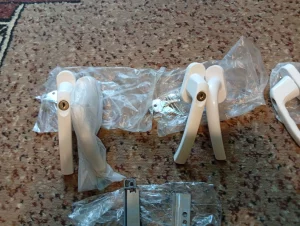 Ручки оконные