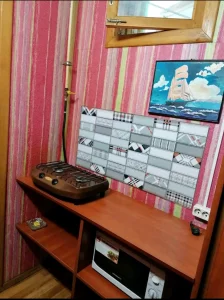 1-ую кв. мебель, стиральная машина, холодильник, 280 (250)руб