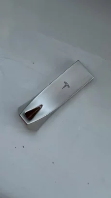 USB flash Tesla 128gb Новая