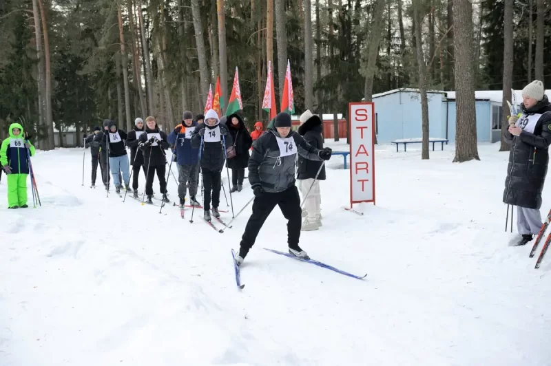 Молодые специалисты Бобруйского района соревновались в лыжных гонках