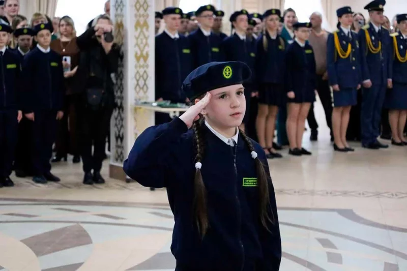 Школа №35 им. П.И. Батова воспитала новое поколение таможенников: присяга и посвящение