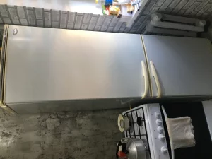 Холодильник 330 руб