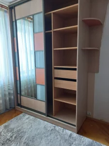 Шкаф