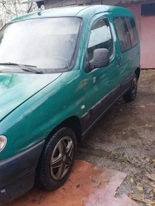 Пежо партнер 2002 года