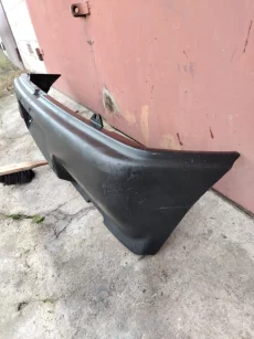 Бампер задний а/мобиля «Ока» с фонарём