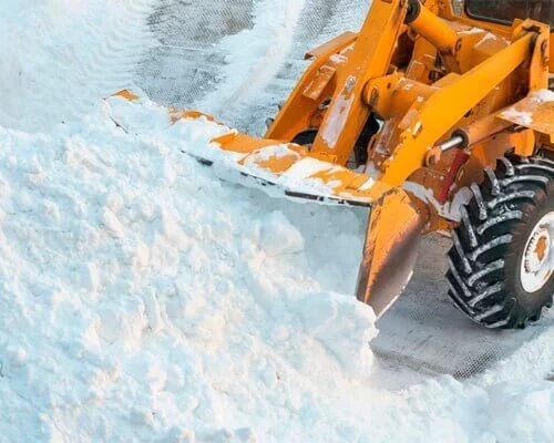 Уборка и вывоз снега