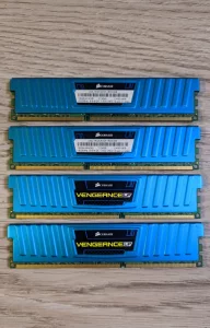 Оперативная память Corcair 16 GB DDR3