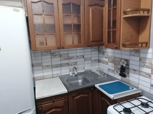 2-ух комнатную квартиру 450 руб мебель, стиралка, холодильник