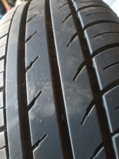 Резину на 15 лето в хорошем состоянии 195 65