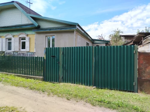 Полдома с отдельным входом (р-н Форштад)