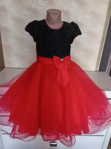 Платье новогодние 20р