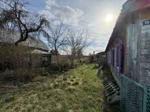 Дом в деревне Красновка