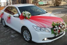 Украшение автомобилей к торжественным мероприятием