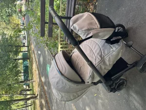 Продам коляску LUXMOM +шезлонг в подарок