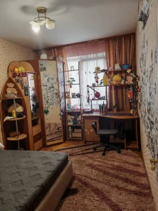 4-х комнатную квартиру ул. Рокоссовского д. 42