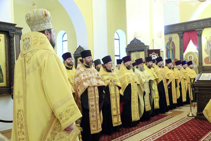 Состоялся благодарственный молебен в Никольском кафедральном соборе г. Бобруйска по случаю 20-летия Бобруйской епархии