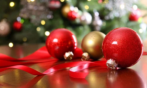 Елочные игрушки: история и традиции