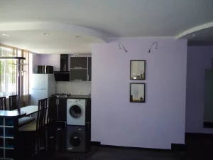 2-ух комнатная квартира VIP класса на площади Ленина