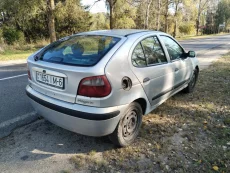 Рено меган 2001г. 1.6 бензин 2000 бел.руб