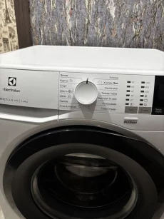 Стиральная машина Electrolux под ремонт / запчасти