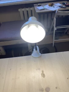 Настольная Лампа прищепка