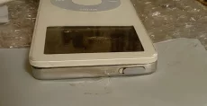 Apple iPod nano 1st Generation белый (2 GB) A1137