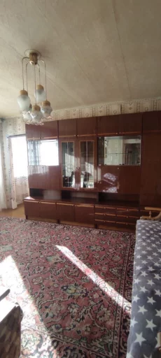 Трехкомнатная квартира на ул. Урицкого, д. 94А