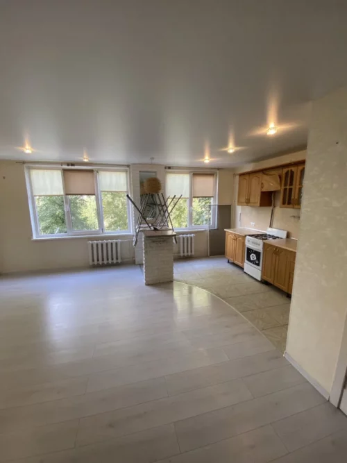 Однокомнатная квартира-студия в центре города