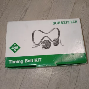 Ремень грм INA +ролик новые