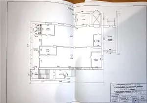 Два двухэтажных совмещенных здания