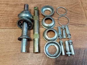Вело запчасти новые, недорого
