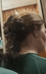 Шиньон и хвост волнистый