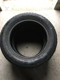 Покрышки зимние легковые 205/55/16 Pirelli