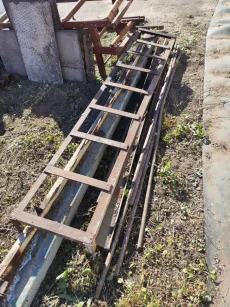 Стеллажи, лист, трубы б/у