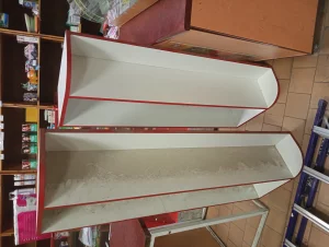 Горки торговые (сосна медовая), полки, тумбы