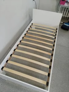 Кровати с матрасами