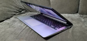 Ноутбук ASUS VivoBook X202E