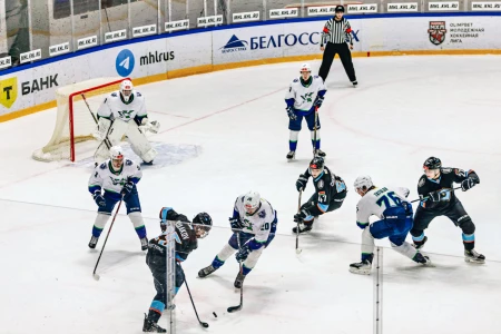 Динамо-Шинник уверенно разгромил «Капитан» со счётом 4:0! Сухая победа на «Бобруйск-Арене» после возвращения домой