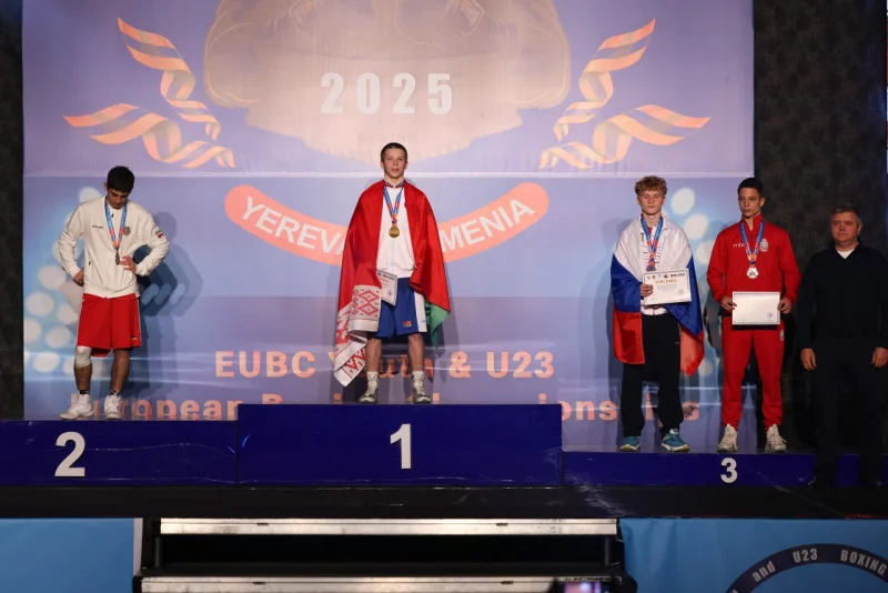 Бобруйчанин Максим Садовский стал чемпионом Европы по боксу среди юниоров