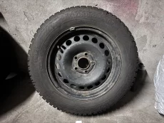 Зимние шипованные шины на дисках R15 195/65