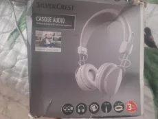 Наушники из Германии. Состояние новых. 25 р