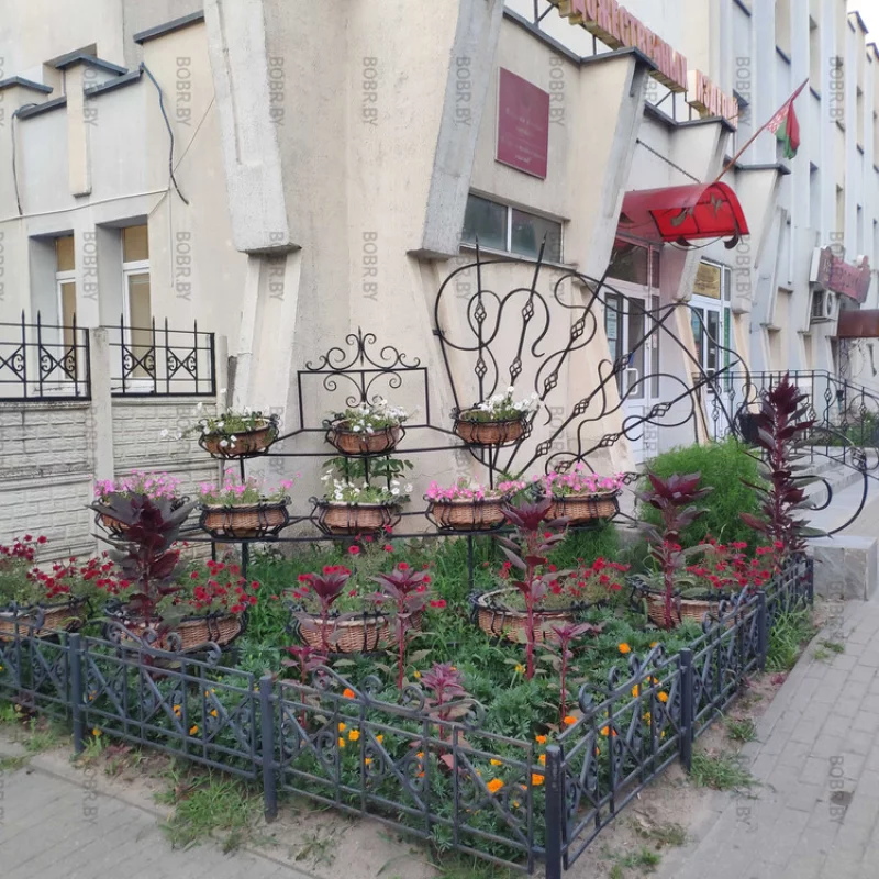 Красивая клумба в Бобруйске, едва ли не единственная...