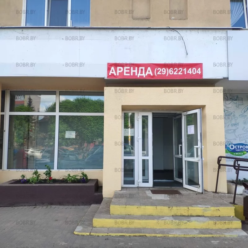 С каждым днём, в городе становится всё больше свободных арендных площадей. Интересно с чем это связано?
